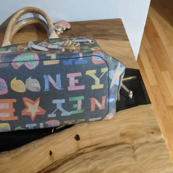 Dooney and Bourke Authentic bag - Picture 11 of 11